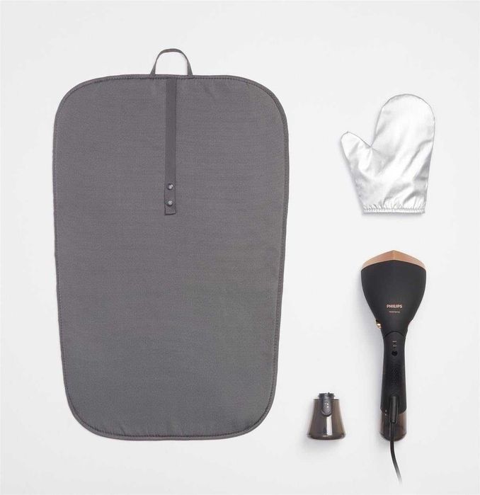 ПРОМО Нов 2г Гаранция Вертикален Ръчен Уред за Гладене с Пара Ютия Philips STH7060/80, 1500W