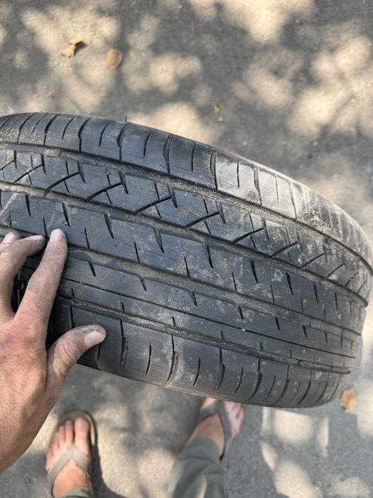 Продам диски и резины балоны r17 235/45