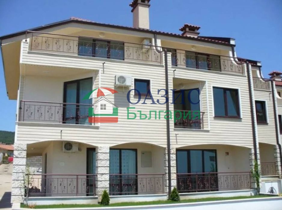 Просторно студио в Свети Никола, Кошарица, България, 60 кв. м, цена 50 500 евро