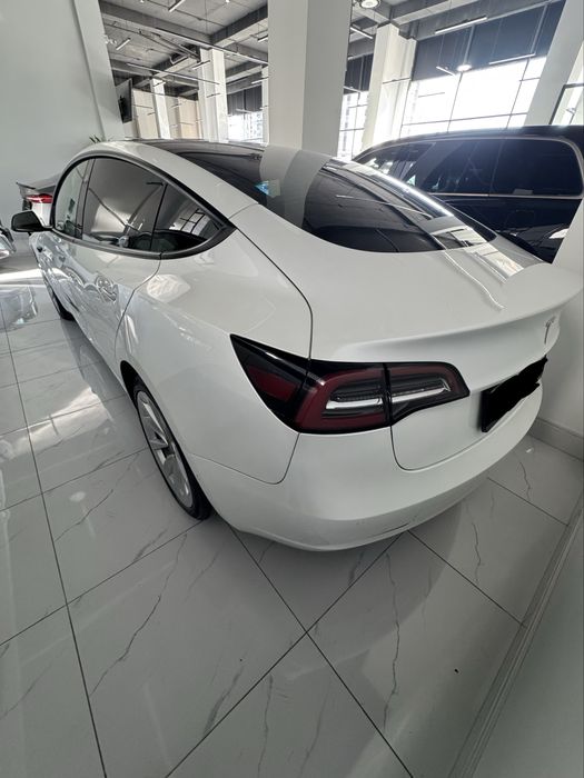 Tesla model 3 dual motor long range