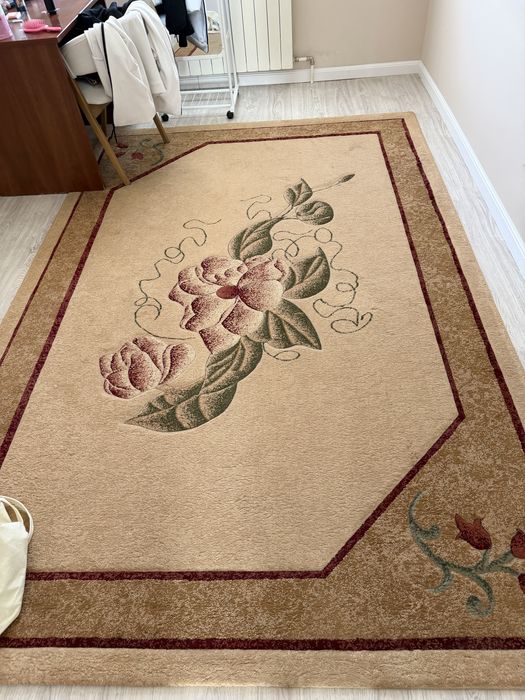 Продам ковры 3*2