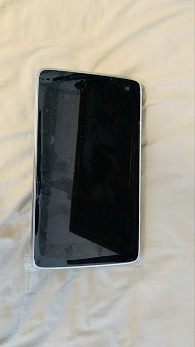 Vand tableta digitala pentru BMW