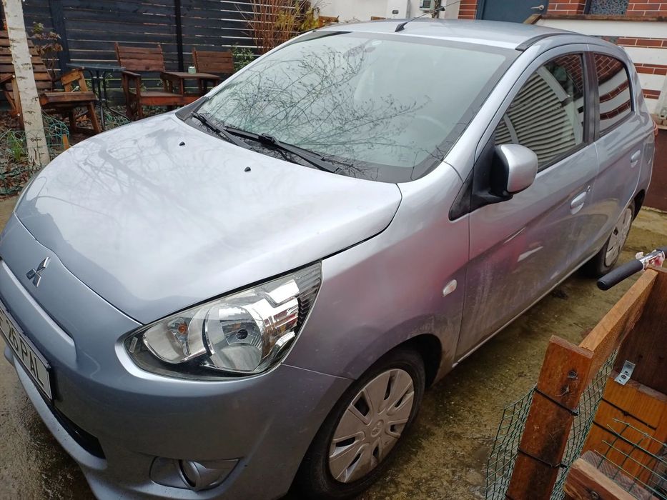 Mitsubishi Space Star Mitsubishi Space Star 1.2 benzina,  5 locuri