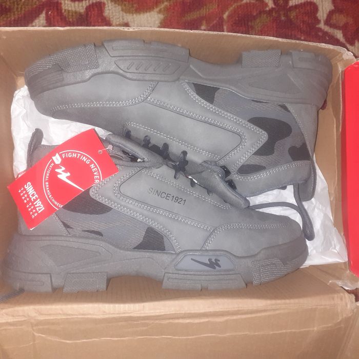 Кроссовки осень весна