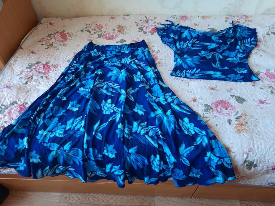 Платья женские 46 размер