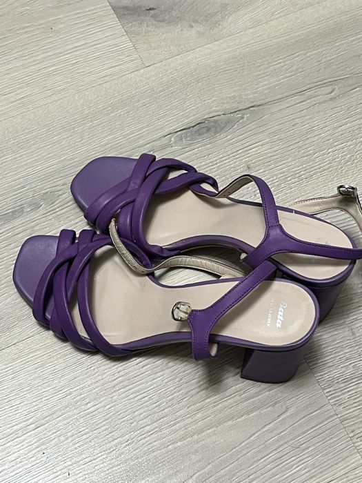 Кожаные босоножки женские итальянские