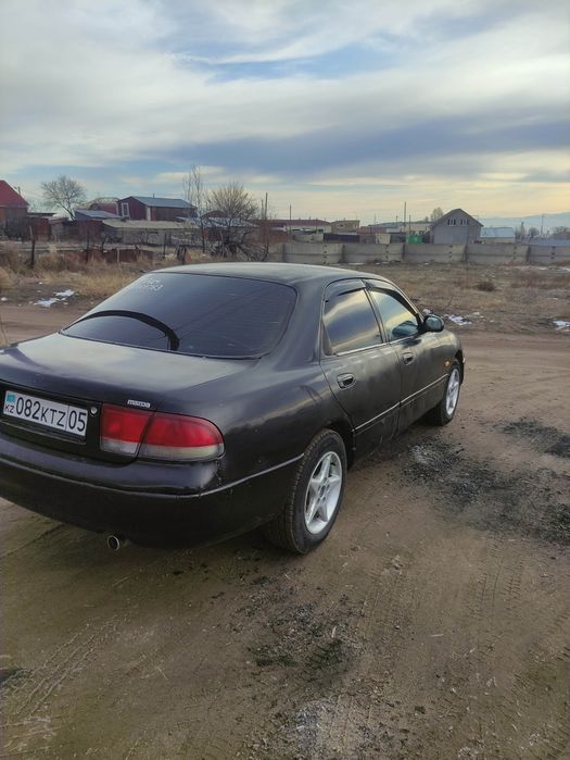 Продам Мазду Кронос