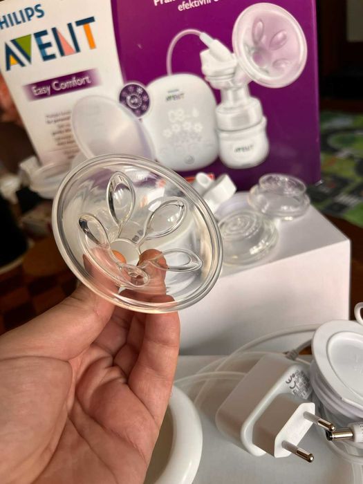 Продавам електронна помпа за изцеждане AVENT EASY COMFORT (SCF301)