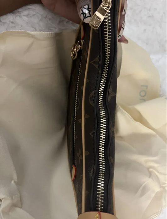 Чанта Louis Vuitton