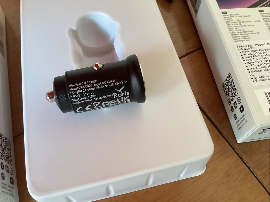 Adaptor auto / incarcator telefon USB tip C.