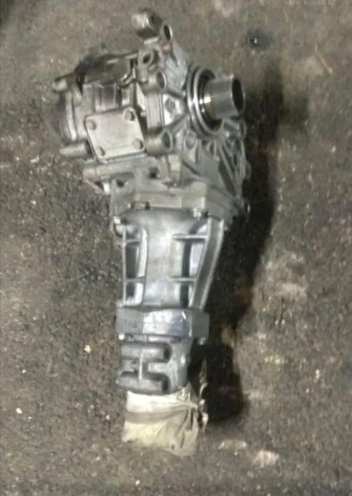 Продам раздатку от аутлендера 2008 года 2.4