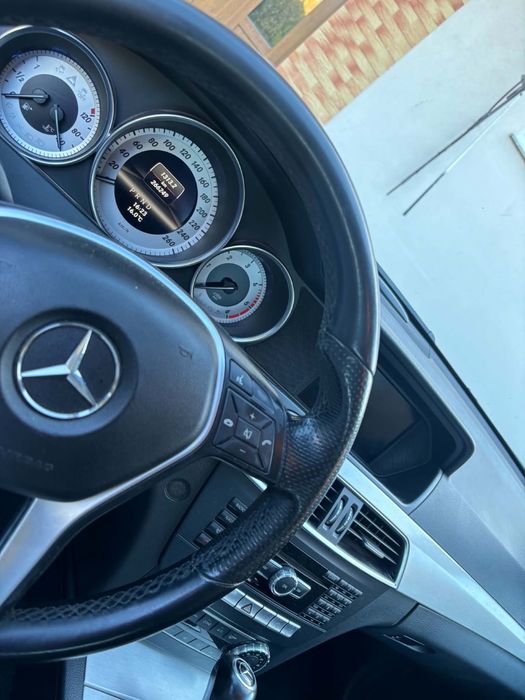 MERCEDES-BENZ C-Class 2012 — imagine 5