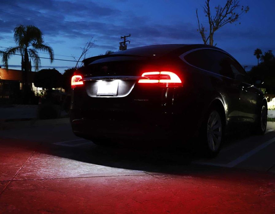 Lampi numar inmatriculare LED dedicate TESLA 3, TESLA Y