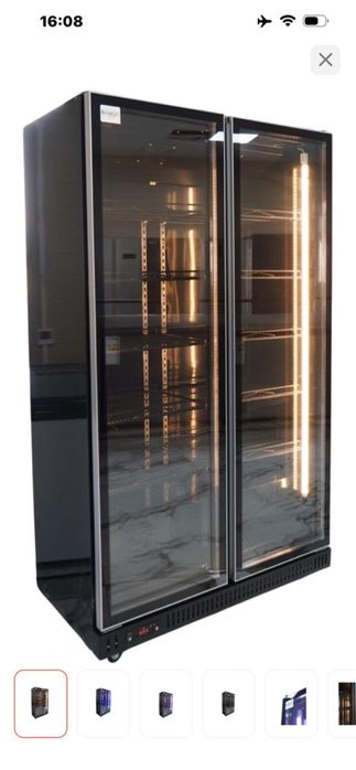 Продается витринный холодильник