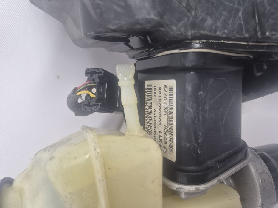 Тормозной цилиндр Mercedes W211