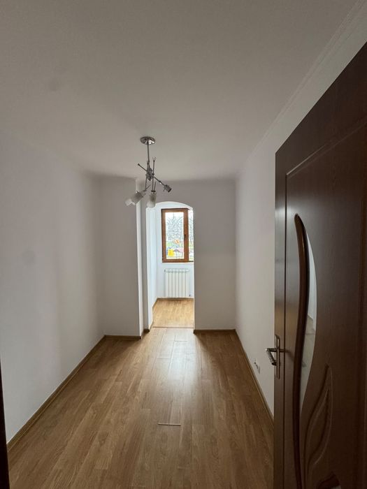 Apartament 3 camere Onești Județul Bacau