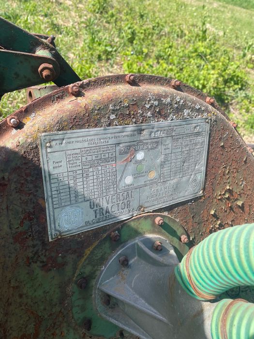 Semănătoare porumb și floarea soarelui