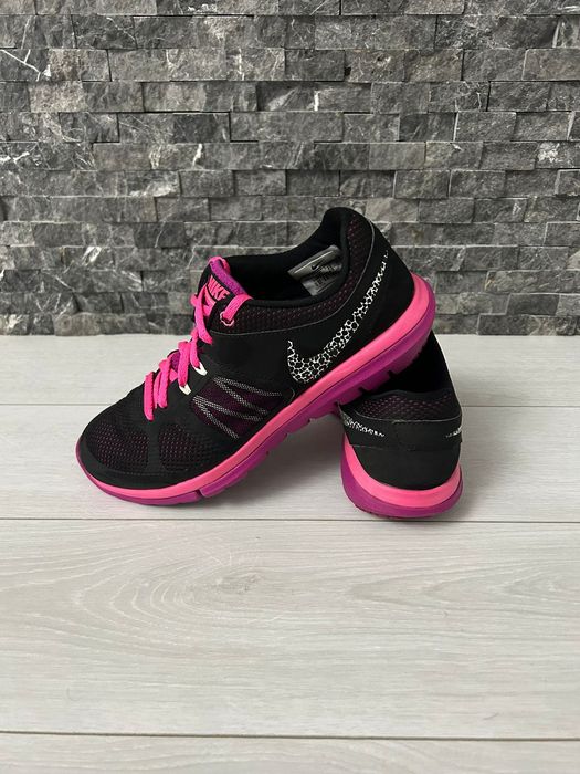 Nike Flex Black Fuchsia 40 Дамски 40