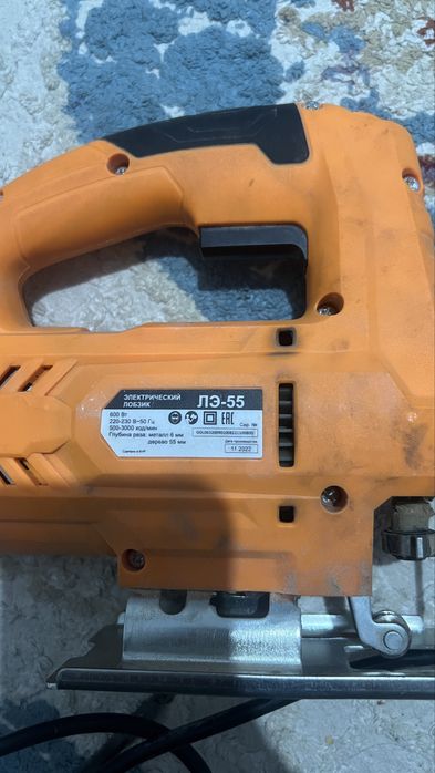 Родается электрический лобзик