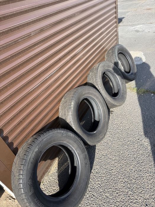 Зимни гуми за бус 235/65/16c