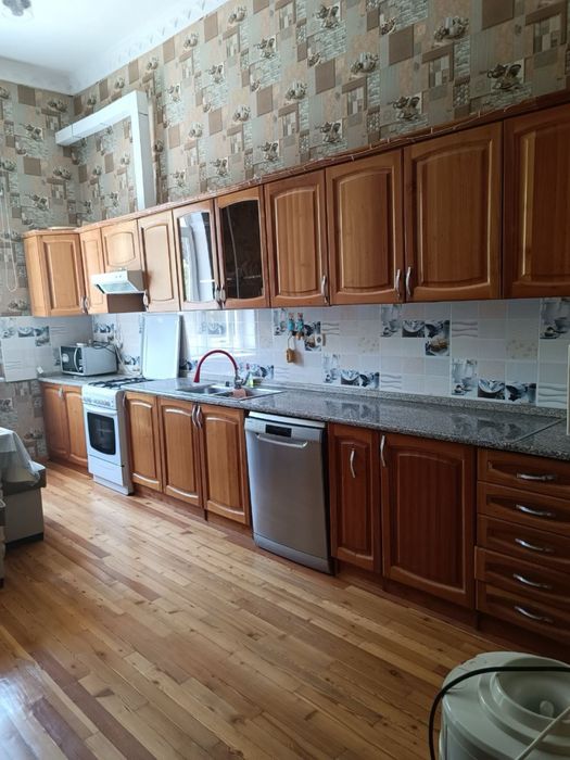 Продаётся элитный участок 8, 5 соток в центре города Бухары