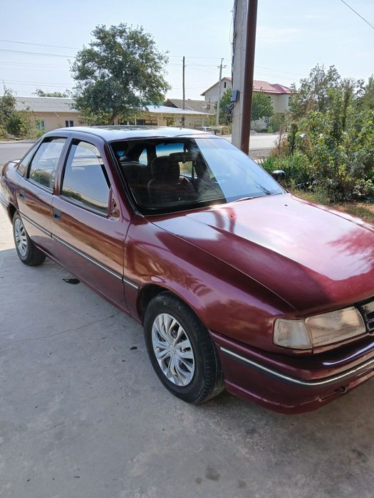 Опель вектра А 1992
