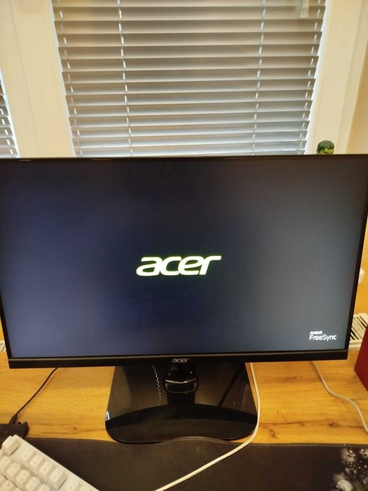 Монитор Acer LCD