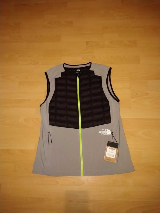 Елек на The North Face