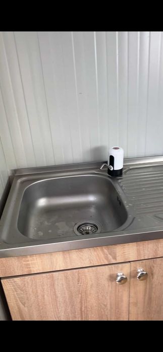 Afacere la cheie.Container comercial