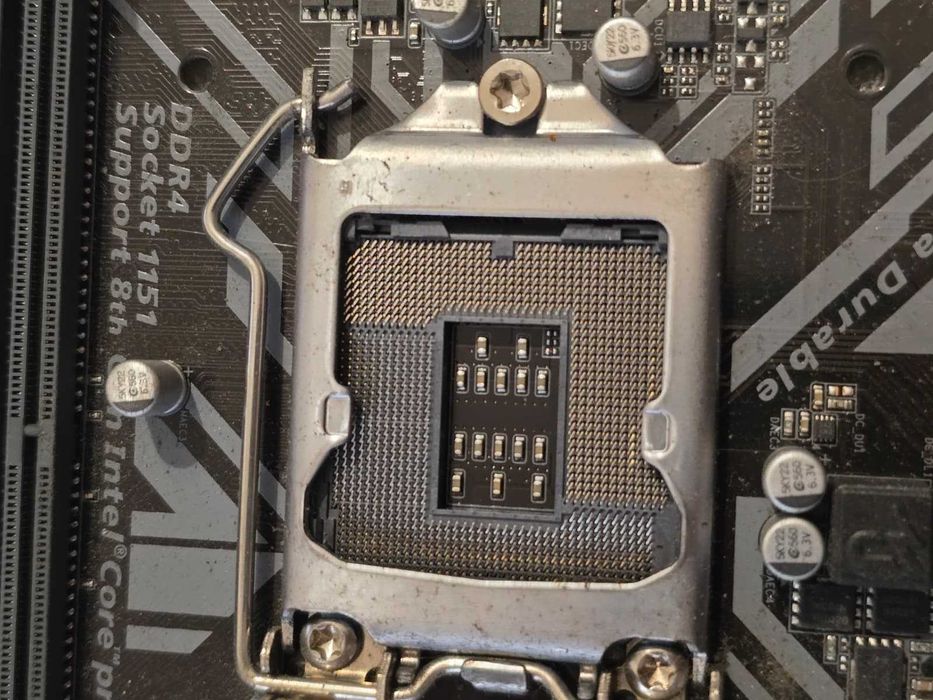 Placa de baza Gigabyte H310M H 2.0 Intel LGA1151 mATX - poze reale