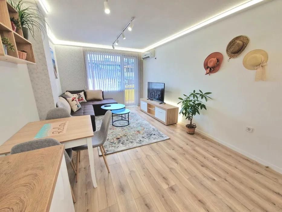 Дава се под наем Двустаен апартамент в Варна, Генералите - 60 кв.м за 600 € - Снимка #1