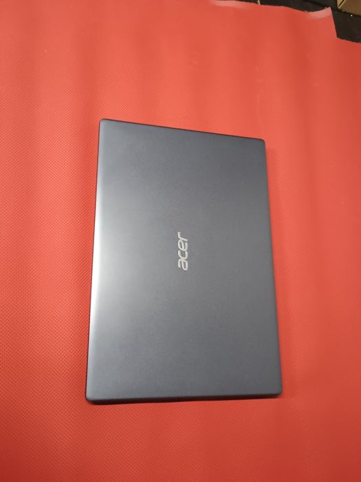 Vând laptop Acer aspire 3 A315-23  că și nou