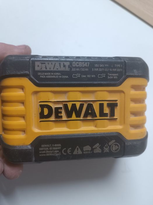 Батарея девольт DeWalt 5 Ah