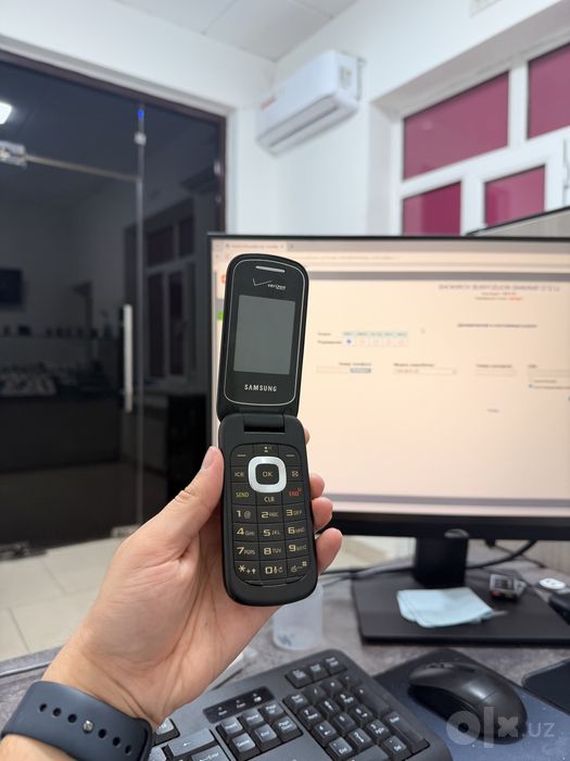 Perfectum Samsung Verizon Gusto 3 orginal b/u