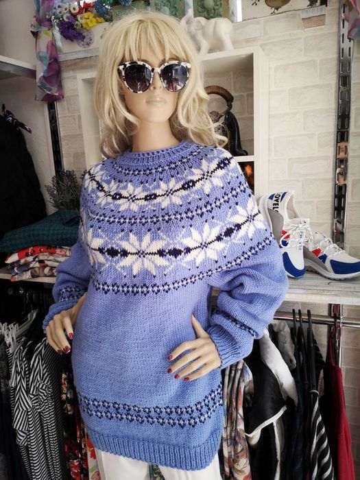 Ръчно изплетени пуловери