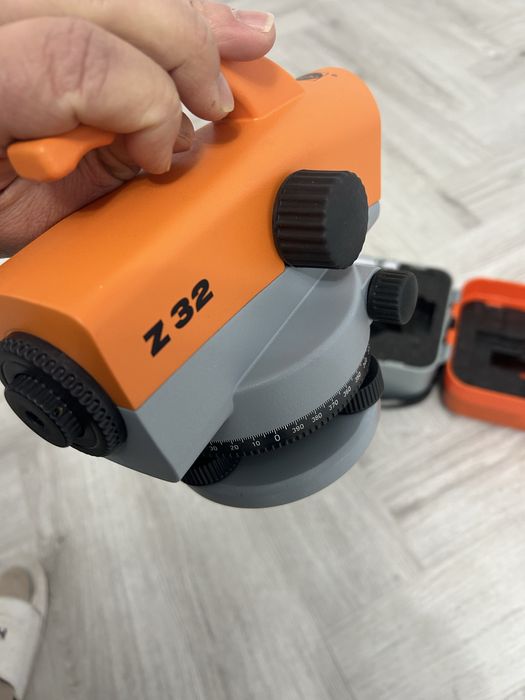 Nedo Z 32 nivela optica