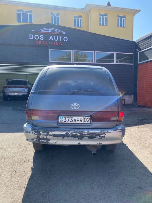 Продам toyota previa