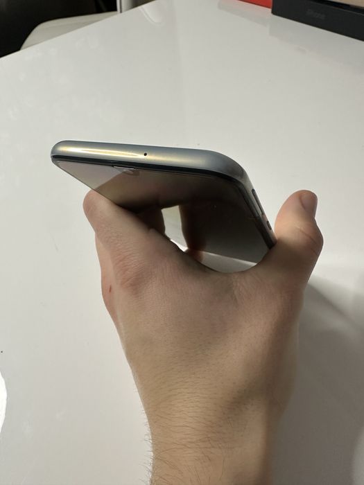 Samsung Galaxy A40 -64GB