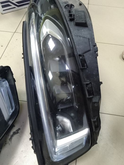 Фарове Mercedes w177