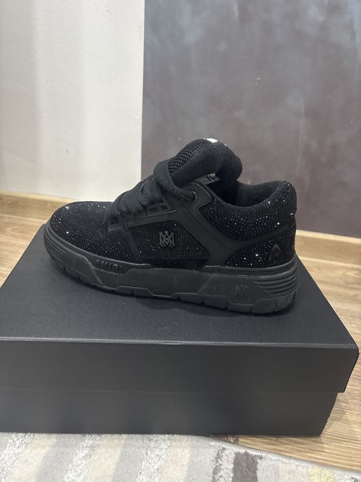 Обувки амири официялни