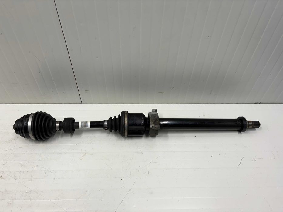 Предна дясна полуоска БМВ Ф40 Ф44 Ф45 Х1 Ф48 Х2 Ф39 Мини Кънтримен