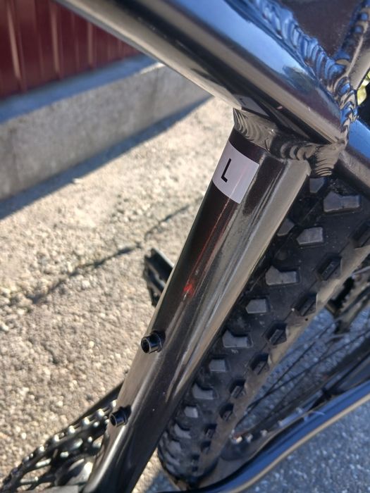 Vand bicicleta trek in stare buna are roti de 29 si frane pe ulei