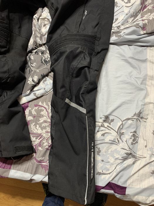 Pantaloni motociclist barbati noi