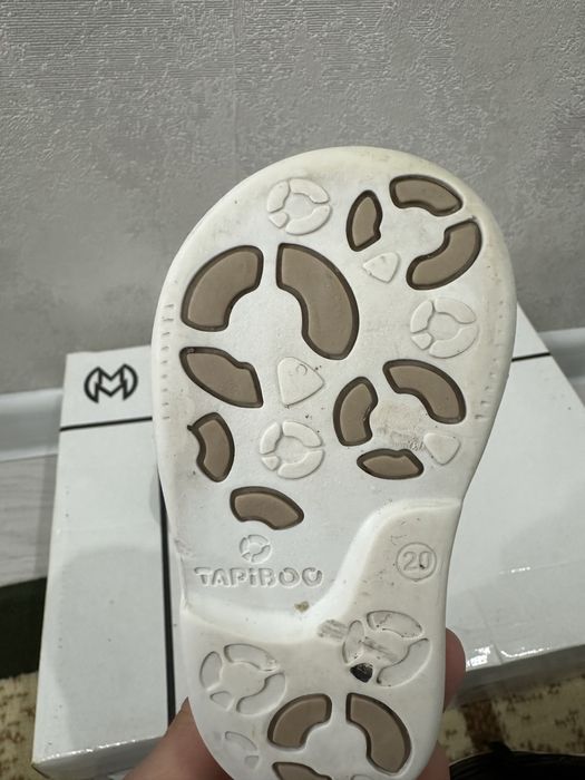 Продам детское обувь