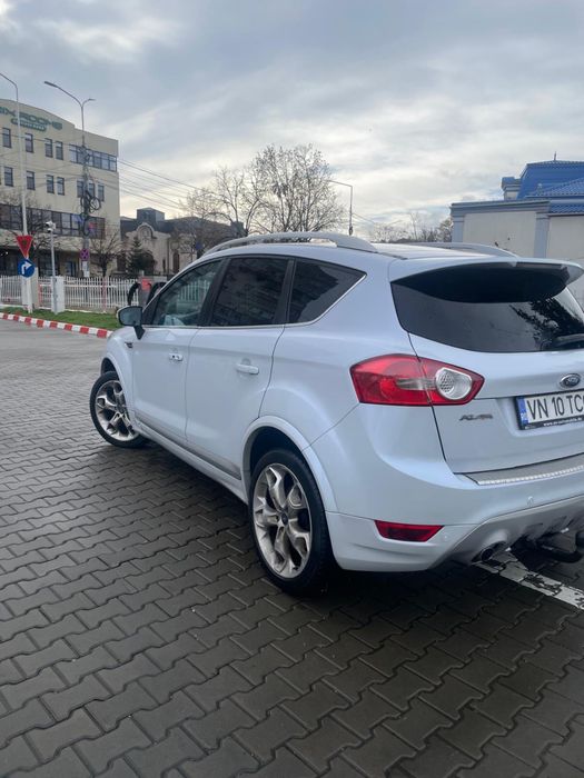 Ford Kuga, cutie automata, 4x4