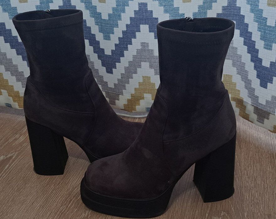 Новые ботильоны 39 размер