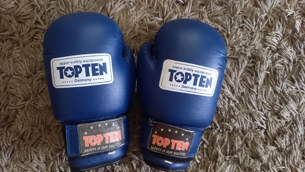 Форма для тэквандо itf шлем и перчатки