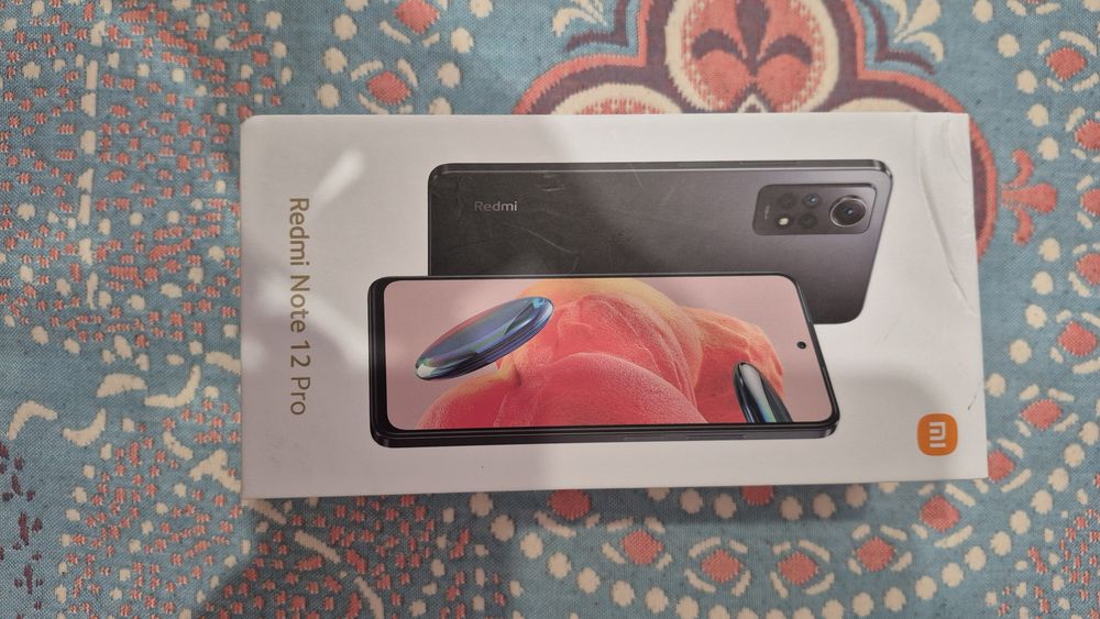 Продаю телефон Redmi note 12 pro в идеале