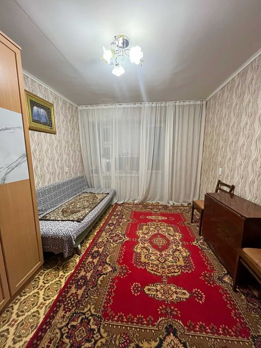 Продается 2 кв в районе 8 микрорайона