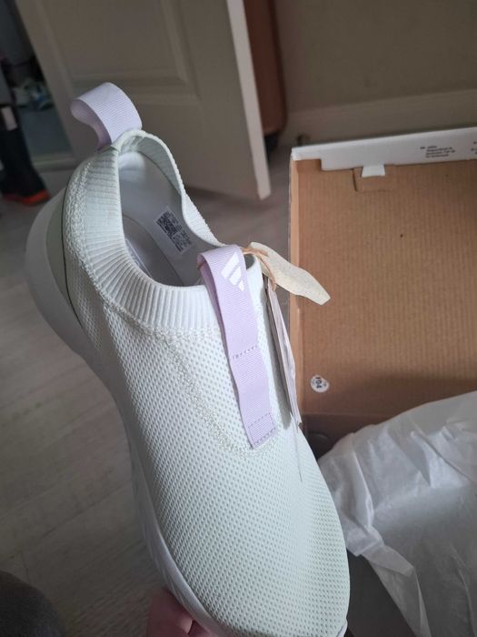 Кросовки женские